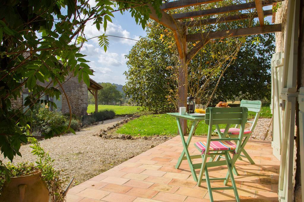 Villamblard Gites Boutique الغرفة الصورة